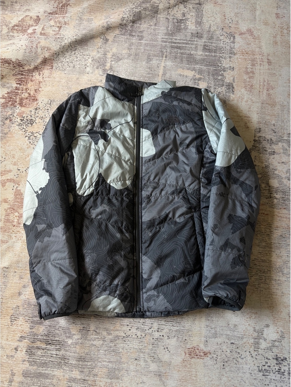 The north face women’s puffer jacket medium flowers